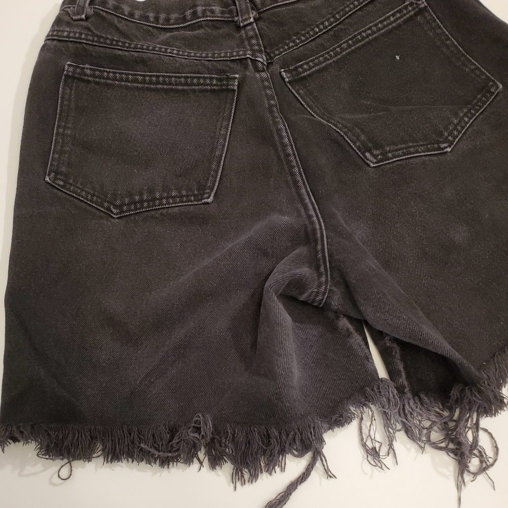 Vintage 90's NY Line Black Denim Distressed Shorts - Picture 3 of 10
